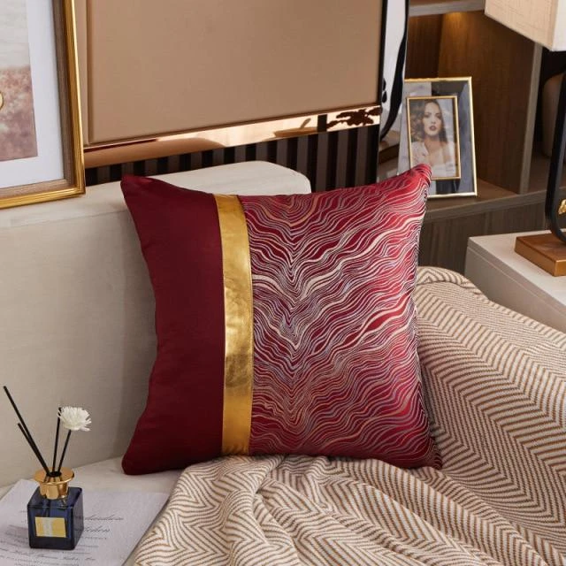 Housse de Coussin 45x45cm Royal en Soie Bordeaux Housse De Coussin 45x45cm Royal En Soie Bordeaux -Housse Moderne Magasin Housse de Coussin 45x45cm Royal en Soie Bordeaux Housse Moderne