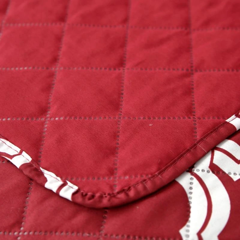 Protège Canapé Mosaïque Rouge Protège Canapé Mosaïque Rouge -Housse Moderne Magasin protege accoudoir canape housse moderne 4